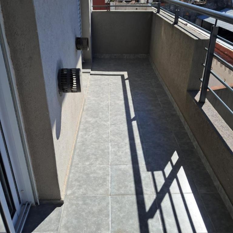 Hermoso departamento en Caseros Centro - Apartamento de 1 dormitorio - 65