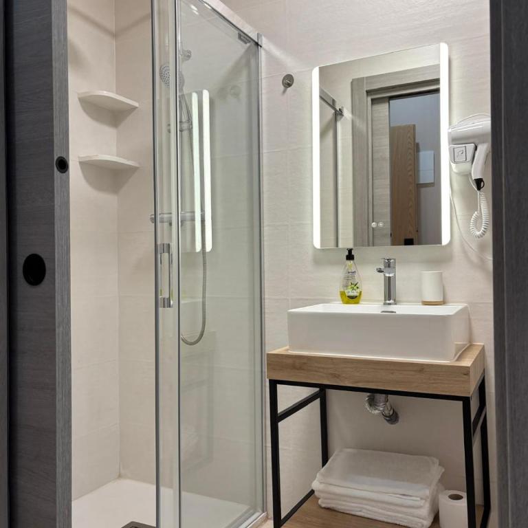 Hostal El Castillo De Santa Pola - Habitación Doble con baño privado - 9
