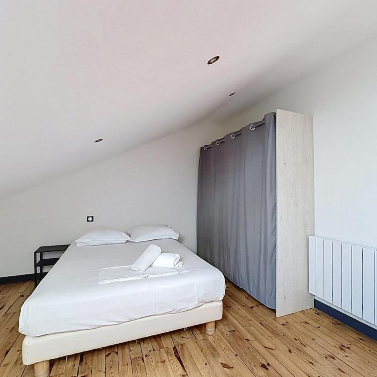 Superbe appartement 2 chambres 83 JEAN JAURES - Appartement 2 Chambres - 6