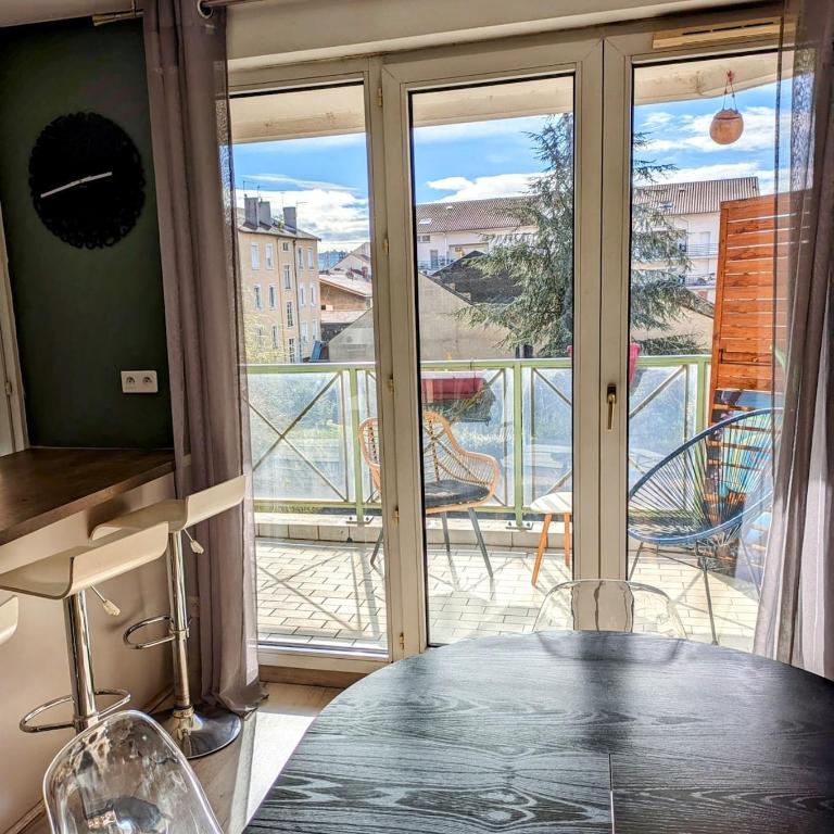 T3 lumineux avec balcon - Appartement 2 Chambres - 4