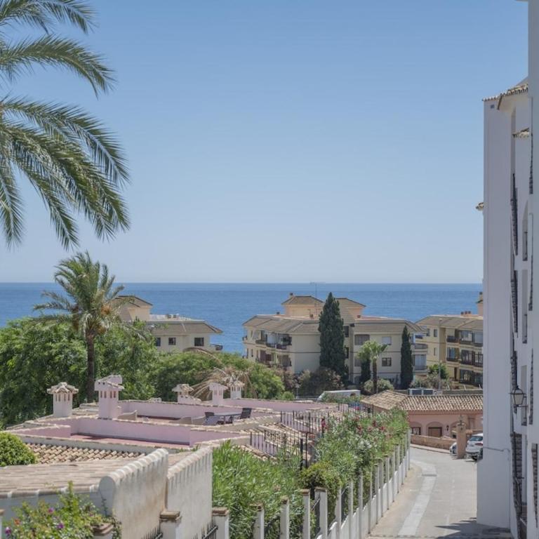 Riviera del Sol Stylish 2BR - Sea View Terrace - Apartamento de 2 dormitorios con balcón y vistas al mar - 3