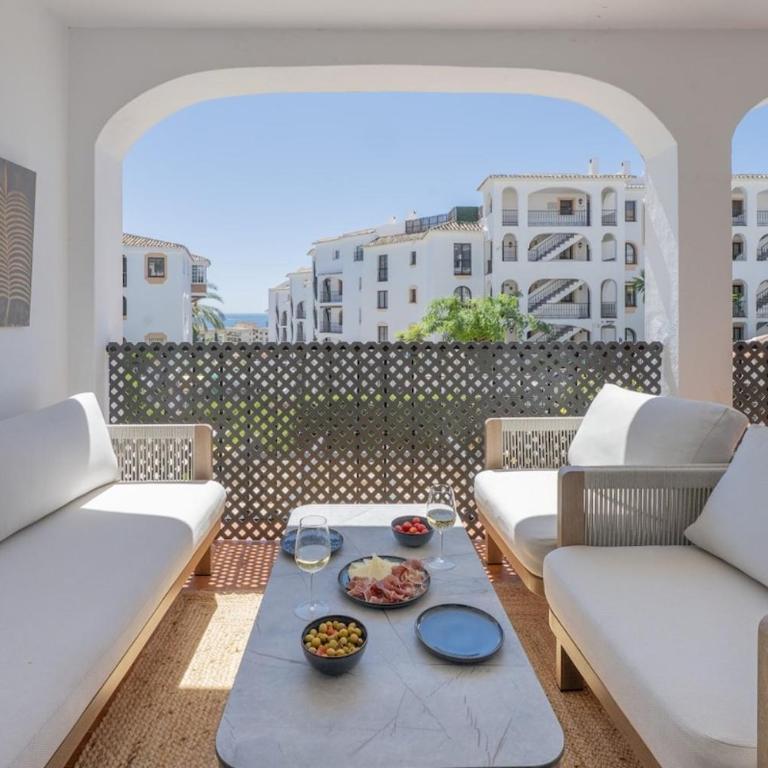 Riviera del Sol Stylish 2BR - Sea View Terrace - Apartamento de 2 dormitorios con balcón y vistas al mar - 2