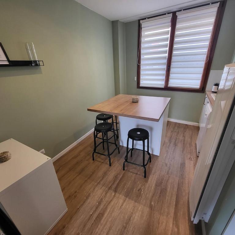 Bel appartement avec jardin et vue sur le Vercors - Appartement 2 Chambres - 28