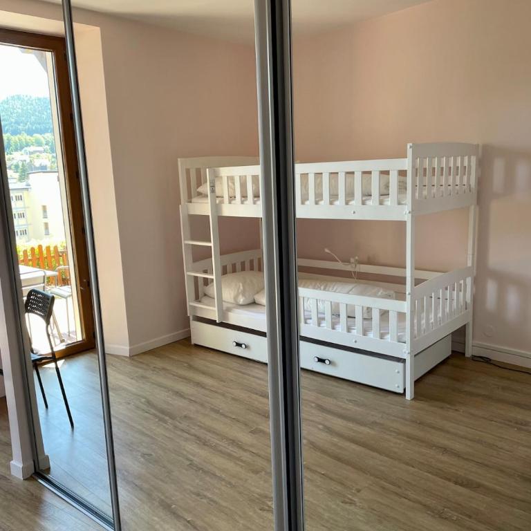 Bel appartement avec jardin et vue sur le Vercors - Appartement 2 Chambres - 35