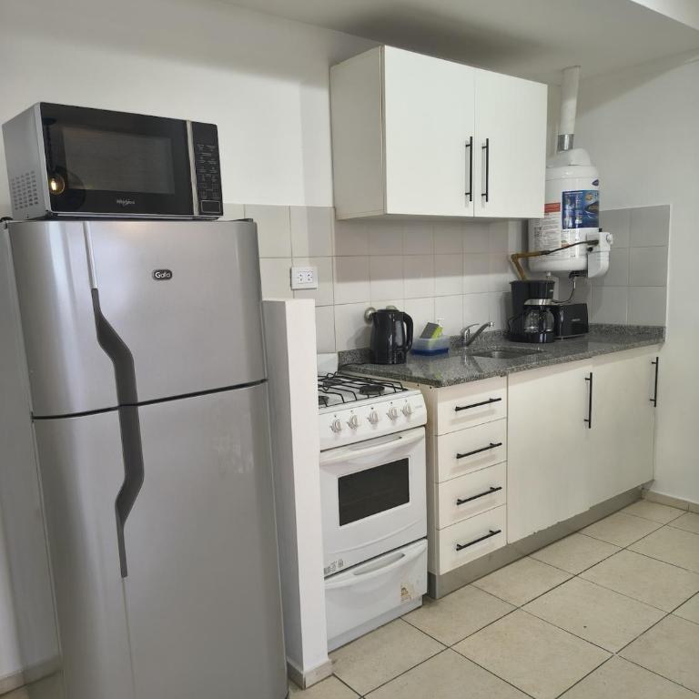 Dpto con terraza cercano a UCA y medicina - One-Bedroom Apartment with City View - 2