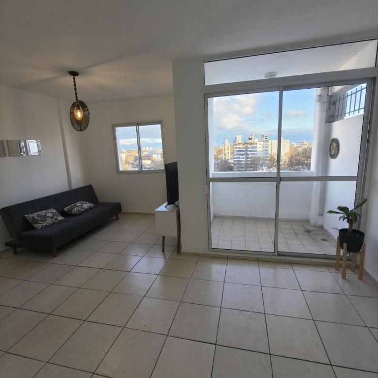 Dpto con terraza cercano a UCA y medicina - One-Bedroom Apartment with City View - 8