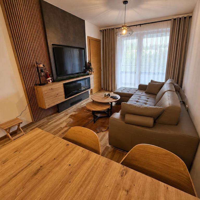 Privatni apartman A15 Vučko Aparthotel - Two-Bedroom Apartment - 2