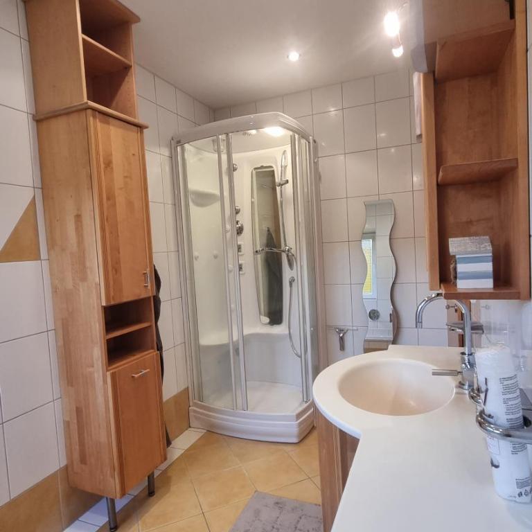 Apartment Bellaluna - Apartment mit 2 Schlafzimmern und Balkon - 12