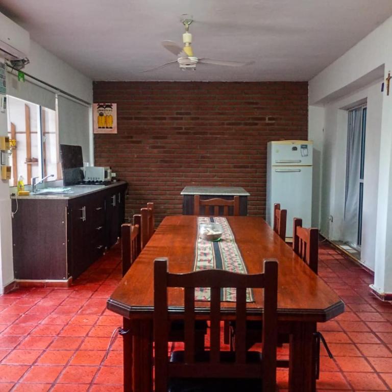 Ideal familias, Cómodo, amplio, patio y parrilla!! 2 dormitorios - Two-Bedroom Apartment - 5