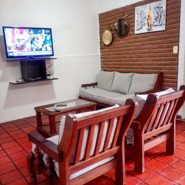 Ideal familias, Cómodo, amplio, patio y parrilla!! 2 dormitorios - Two-Bedroom Apartment - 3