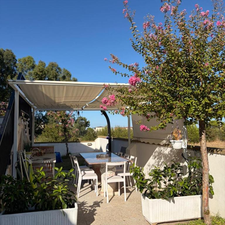 Graziosa mansarda - Three-Bedroom Apartment - 1