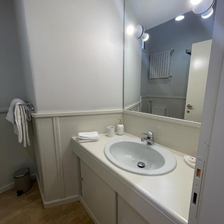 Maison D - Appartement 1 Chambre - 15