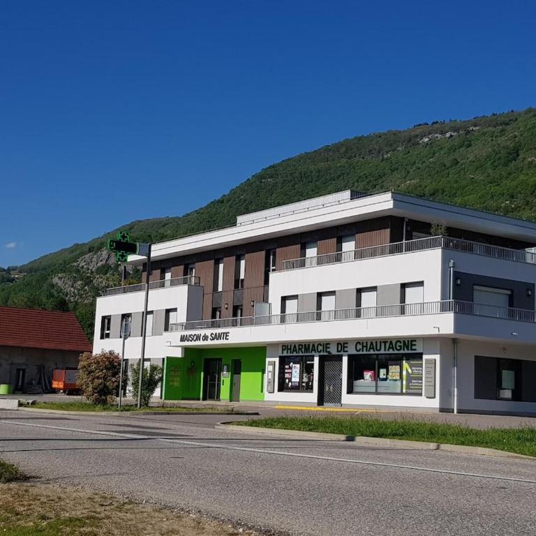 Spacieux T2 avec terrasse entre lac et montagnes - Appartement 2 Chambres - 15