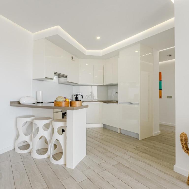 Casa Paraiso - Views, Heated Pool, Lounge Area, AC - Apartamento de 2 dormitorios con terraza y vistas al mar - 3
