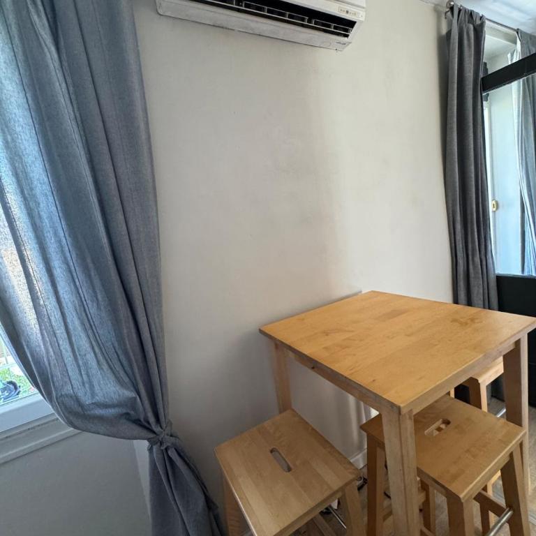 Appartement lumineux de 2 pièces avec balcon - Appartement 1 Chambre - 3
