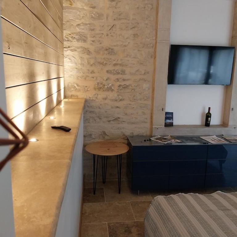 Domaine Émile Castille - ancien Domaine viticole - Cave & dégustation - Apartamento con vistas al jardín - 10