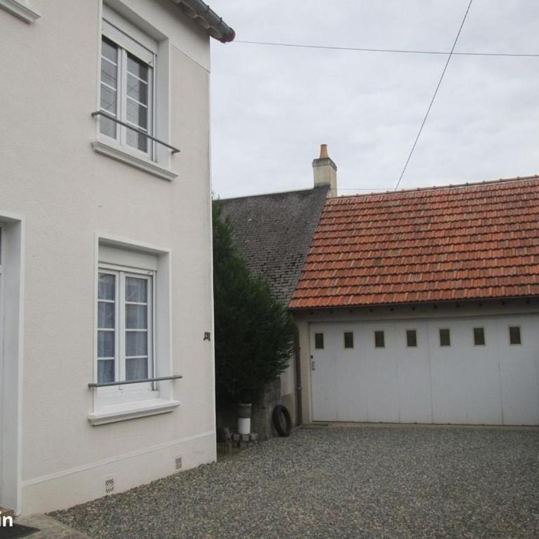Agréable maison de ville avec jardin et parking privés, située près de la gare - Maison 3 Chambres - 4