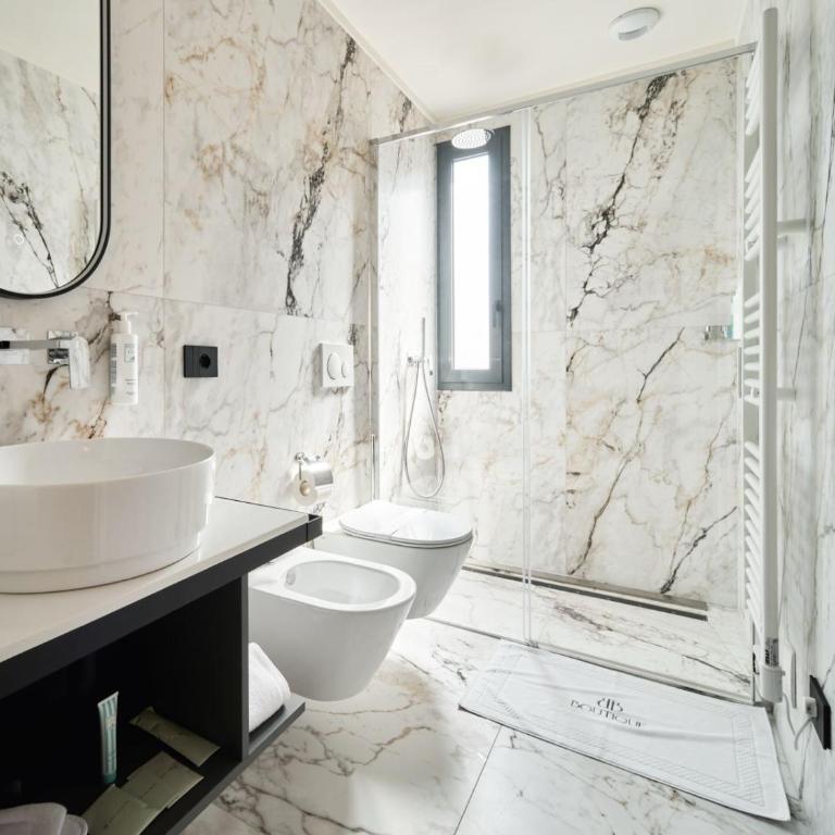B&B Boutique Lucca - Camera Matrimoniale Deluxe con Balcone - 4