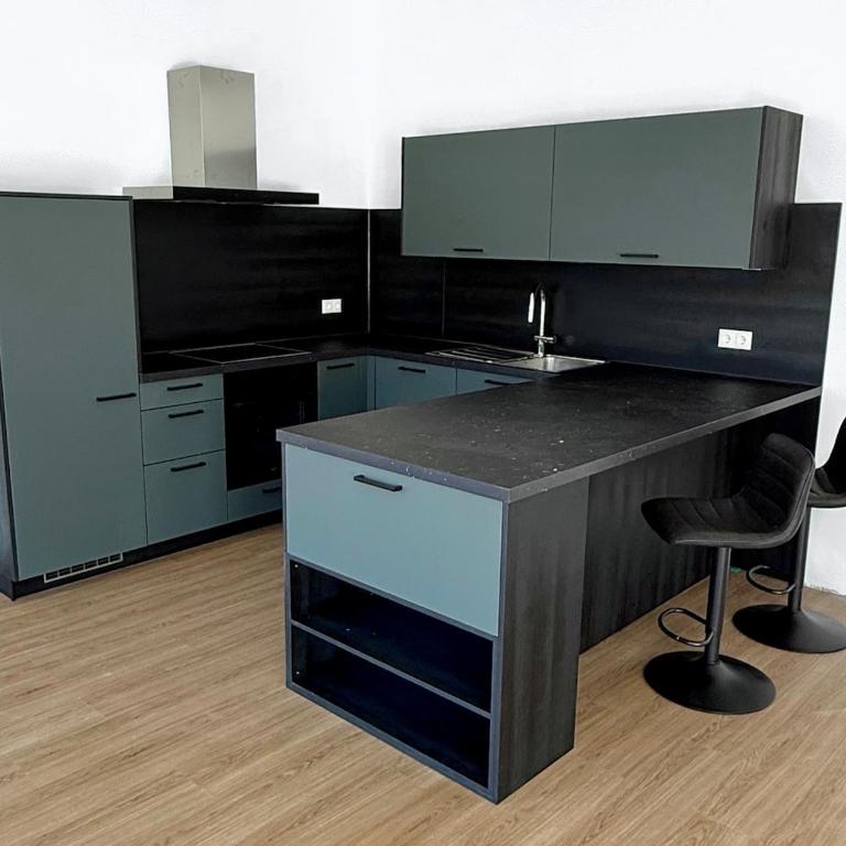New Renovated 4BR, TopLage, Blakon, UBahn - Appartamento - 4