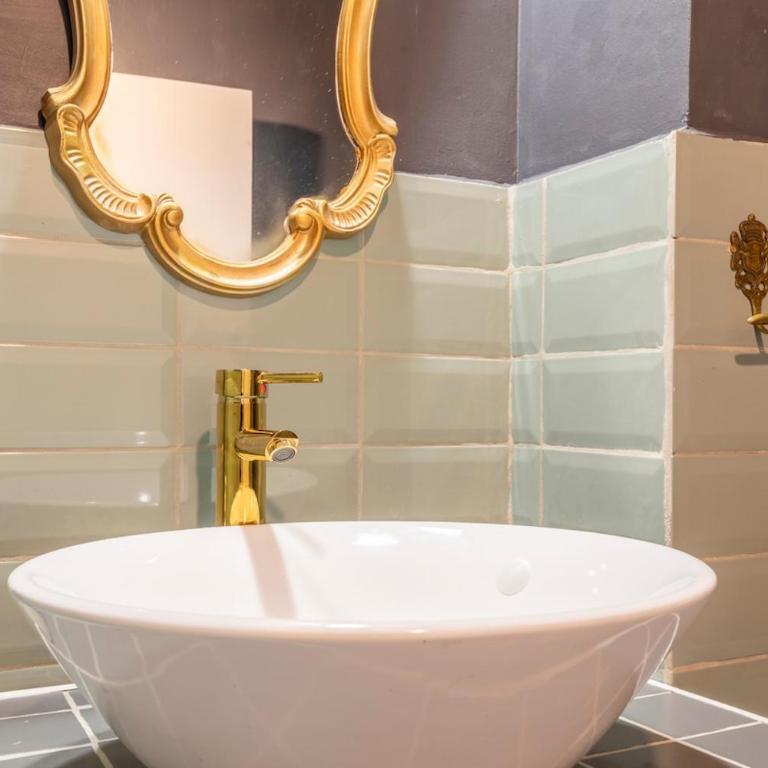 New chic & authentic 1-bedroom apartment in the historic center - Appartement 1 Chambre - 10
