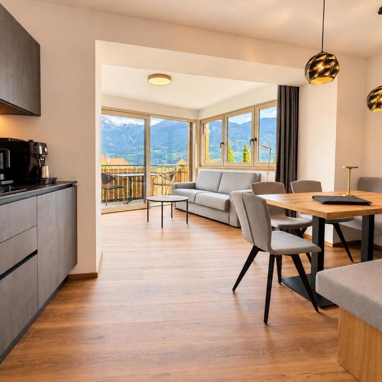 MENA Guesthouse - Studio mit Bergblick - 7