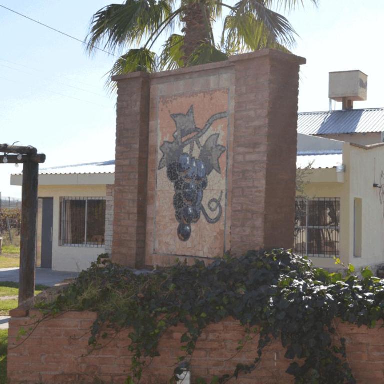 Chateau Escondido 20-Bed Dormitory - One-Bedroom House - 1