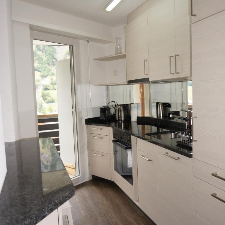 Studio Willimann Haus Dala im 4 Stock - Studio mit Balkon - 6