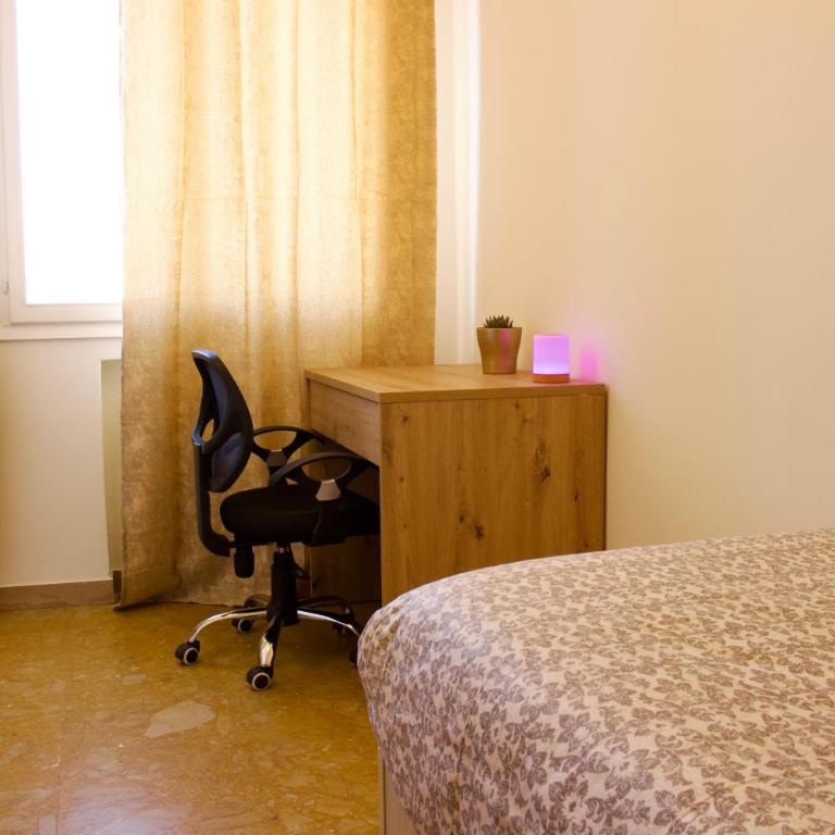 Venezia 15min Bus sotto WiFi A C - Two-Bedroom Apartment with Balcony and Terrace - 4