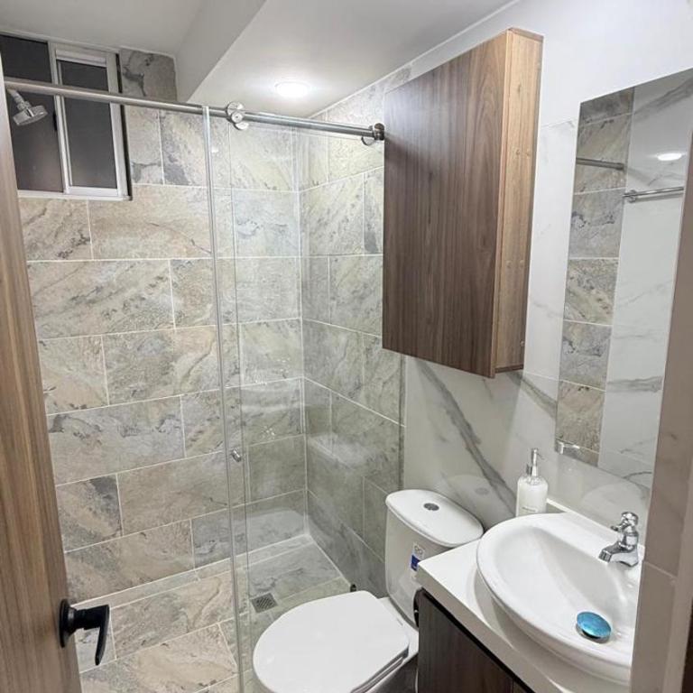 Modern & luxury 2 bedroom apartment AC Parking - Apartamento de 3 dormitorios - 6