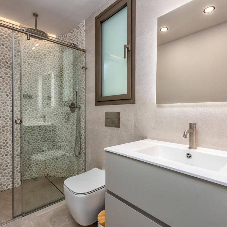Luxury Málaga Beachfront Triplex Private Garden - Apartamento con 3 dormitorios - Frente al océano - 13