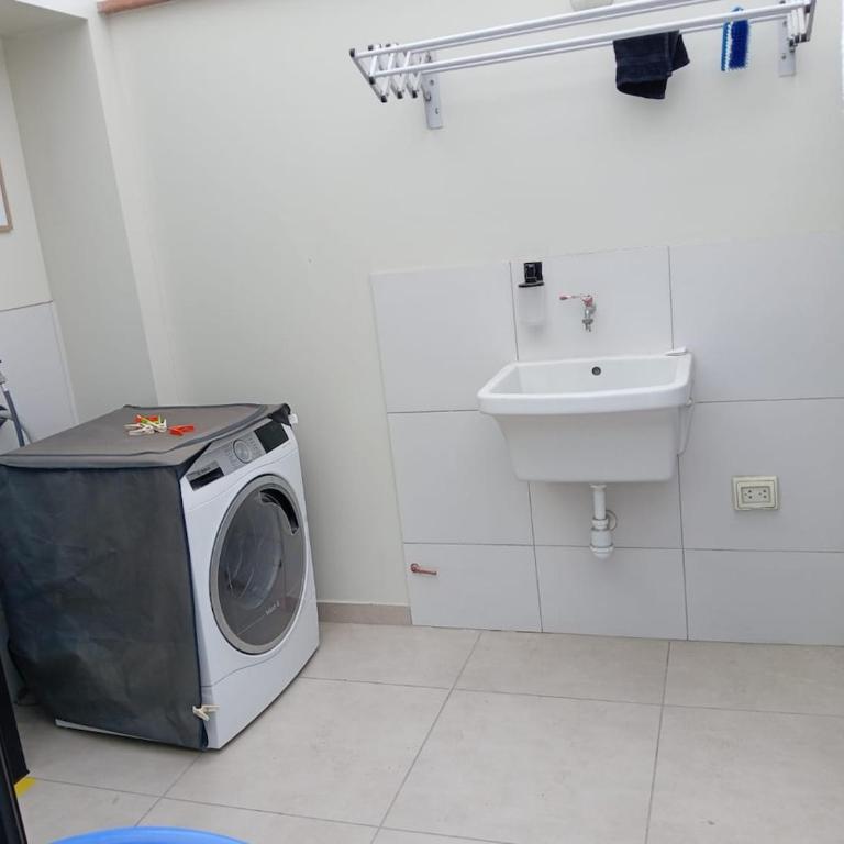 Soft Bed, Penthouse, Parking, 7 min Center - Apartamento de 3 dormitorios - 16