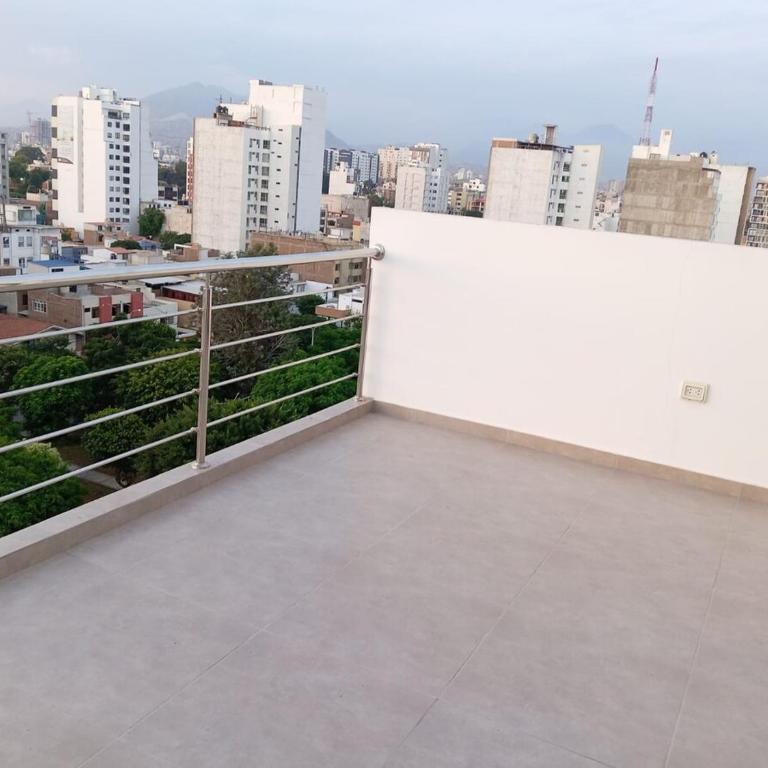 Soft Bed, Penthouse, Parking, 7 min Center - Apartamento de 3 dormitorios - 29