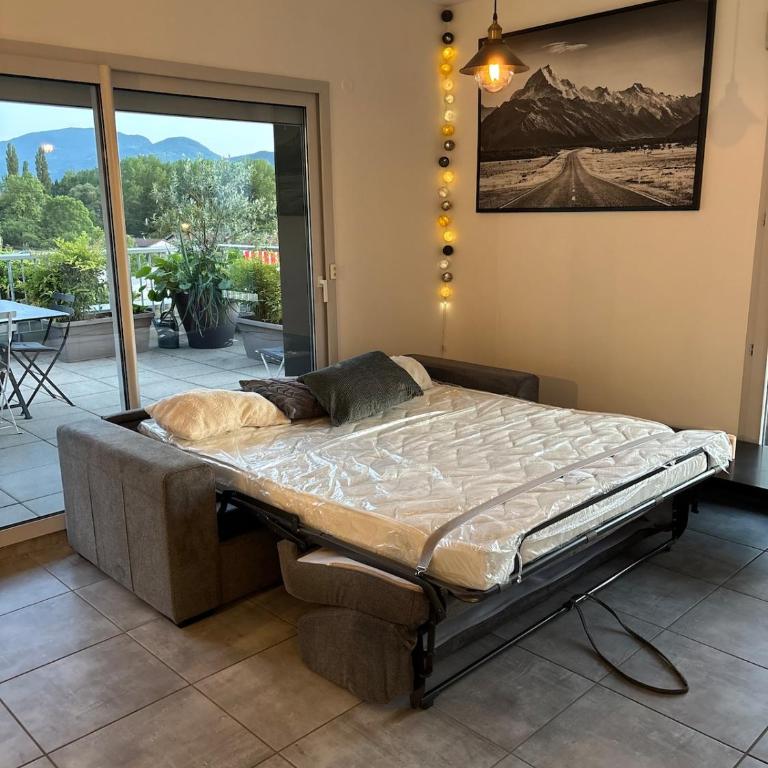 Spacieux T2 avec terrasse entre lac et montagnes - Appartement 2 Chambres - 8