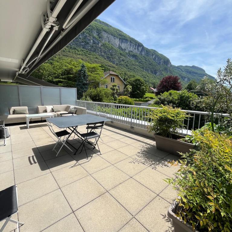 Spacieux T2 avec terrasse entre lac et montagnes - Appartement 2 Chambres - 13