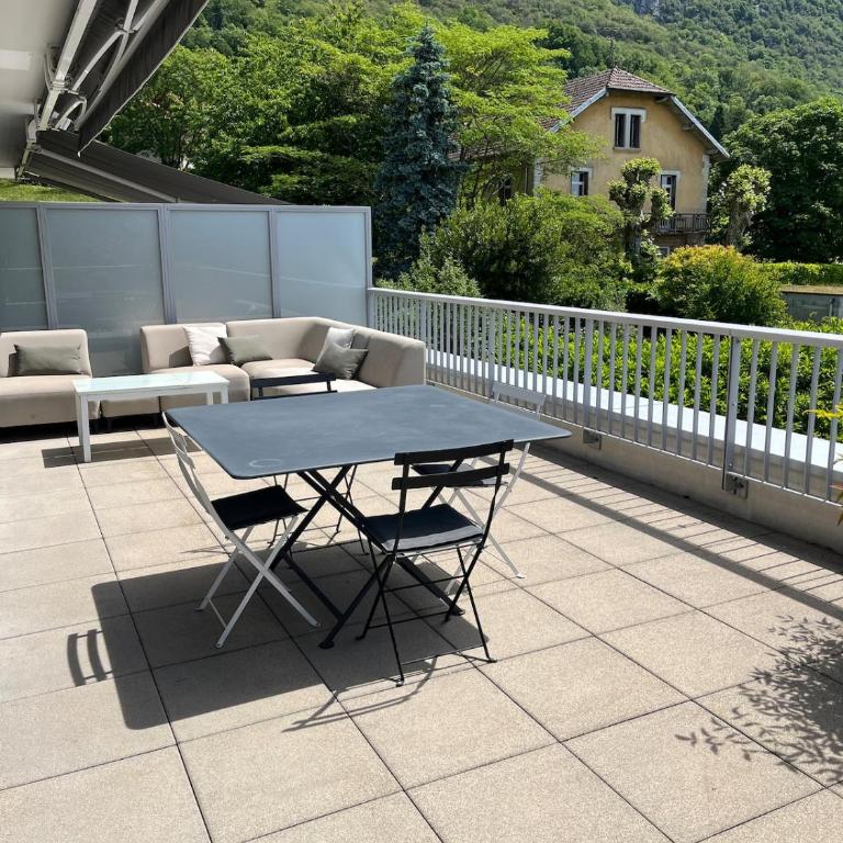 Spacieux T2 avec terrasse entre lac et montagnes - Appartement 2 Chambres - 15