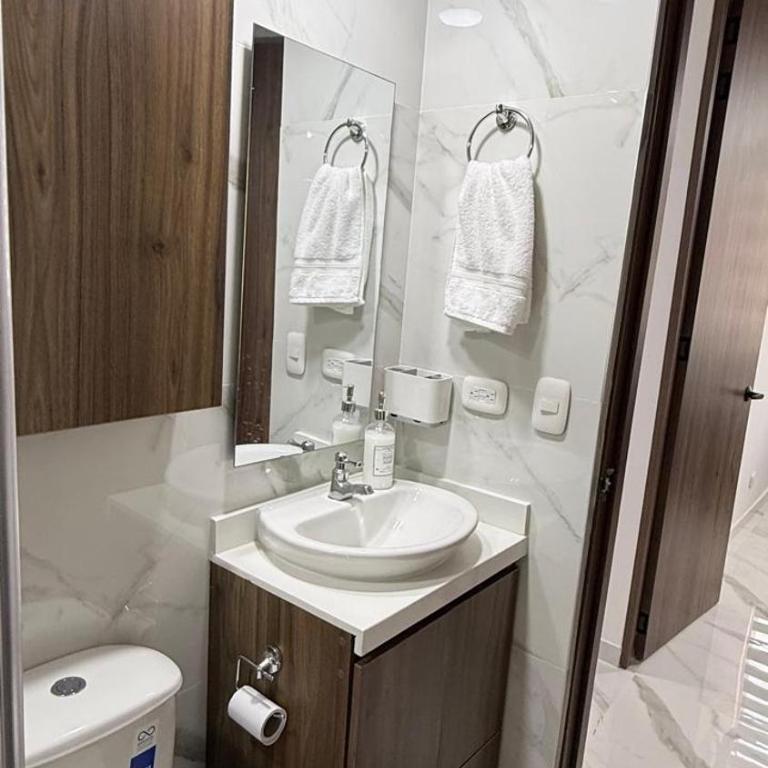 Modern & Luxury 3 bedroom apartment AC Parking - Apartamento de 3 dormitorios - 15