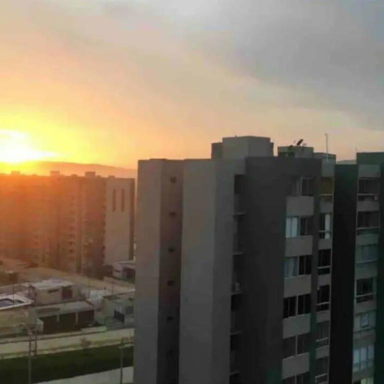 apto condominio zona norte - Apartamento - 28