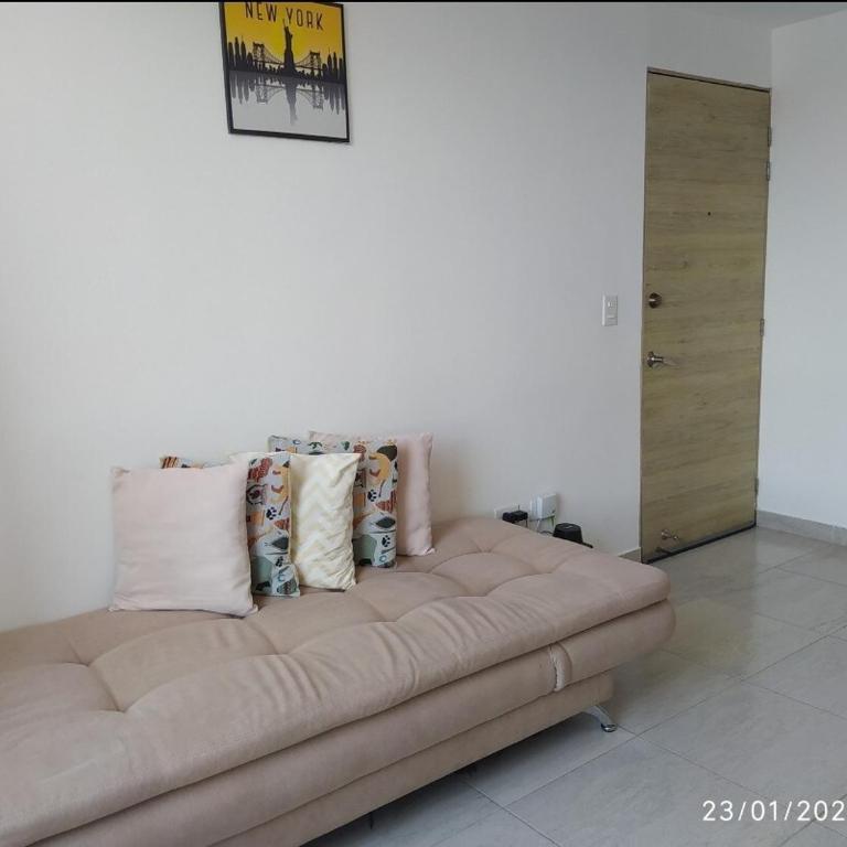 apto condominio zona norte - Apartamento - 4