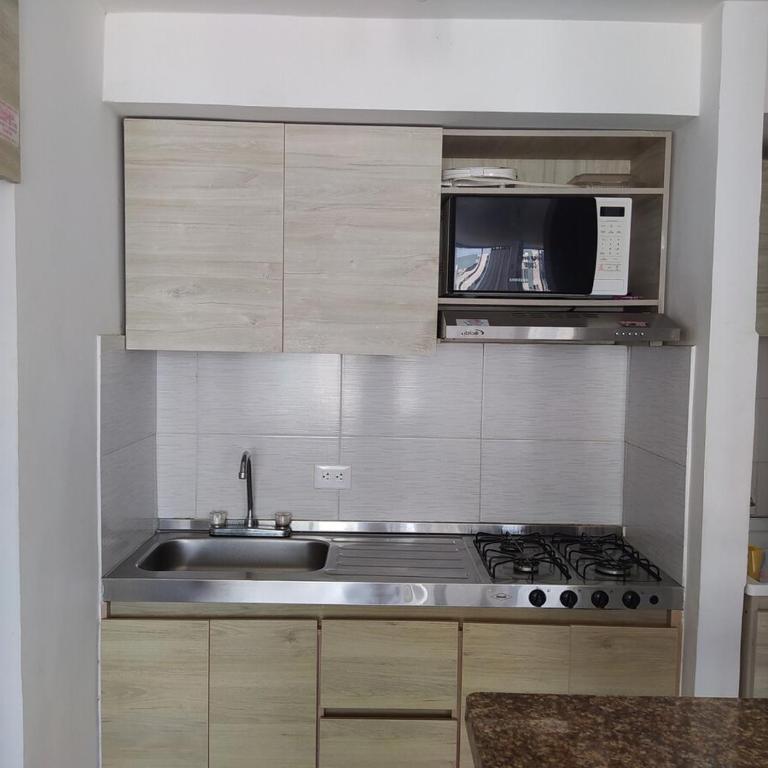 apto condominio zona norte - Apartamento - 10