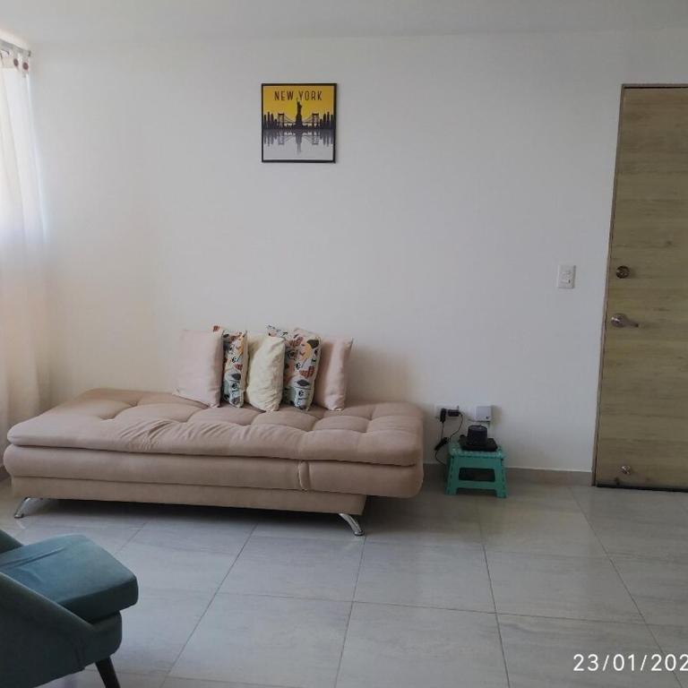 apto condominio zona norte - Apartamento - 3