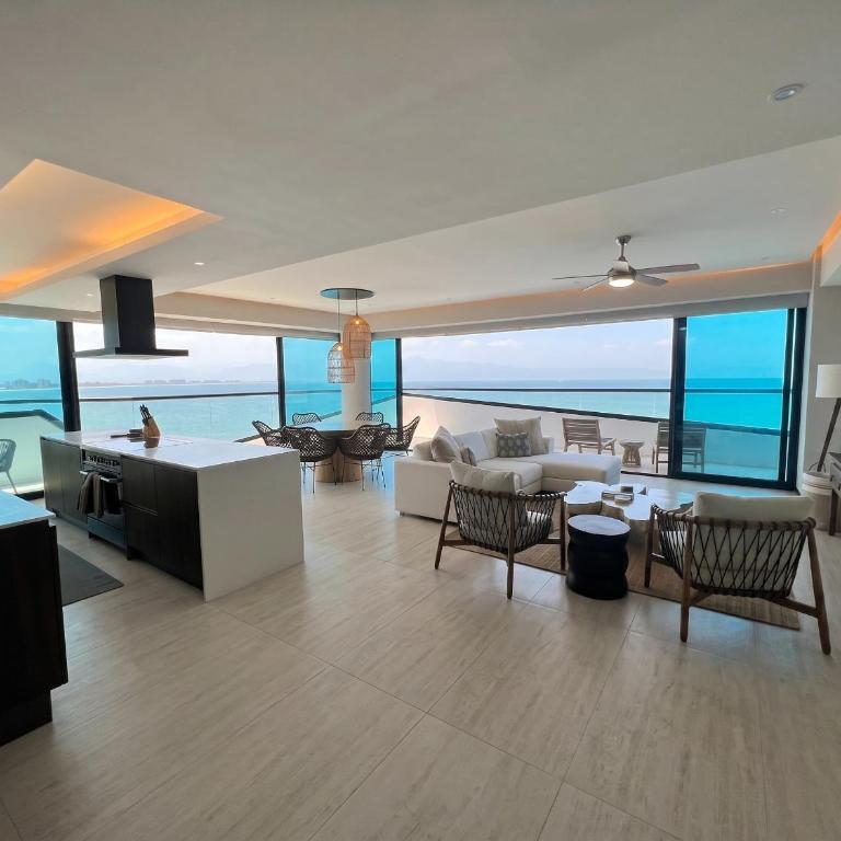 Beachfront - Spectacular Ocean Views - Apartamento - 4