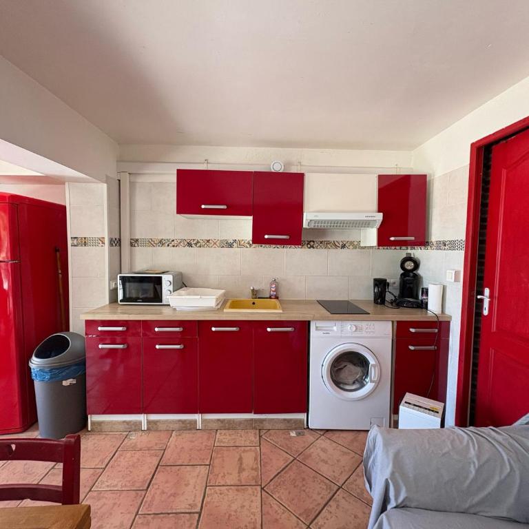 Rdc T2 37M2 5MN PLAGE - Appartement 1 Chambre - 8