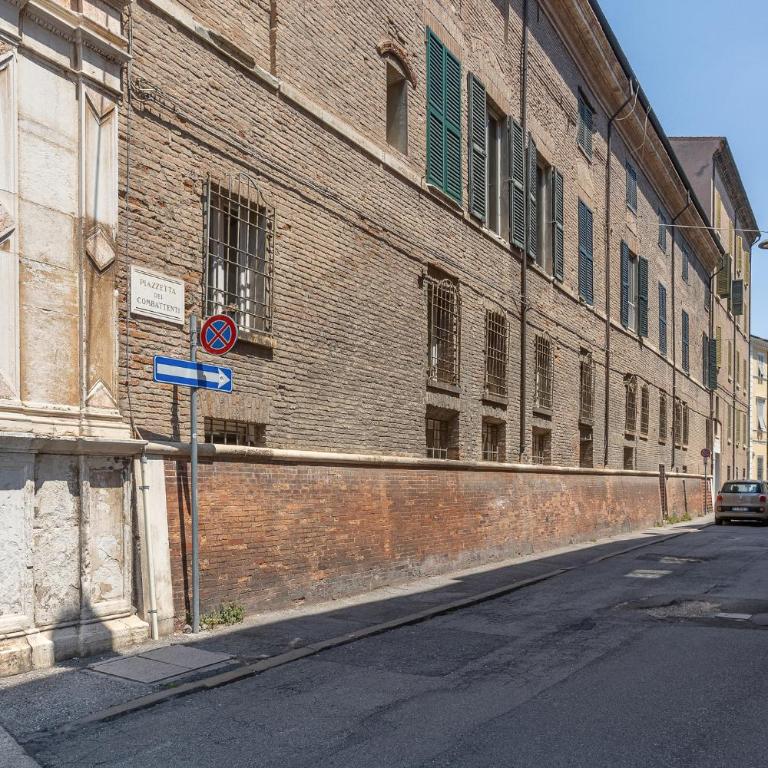 Suite Home Ferrara Piazzetta dei Combattenti - Appartamento con 1 Camera da Letto - 8