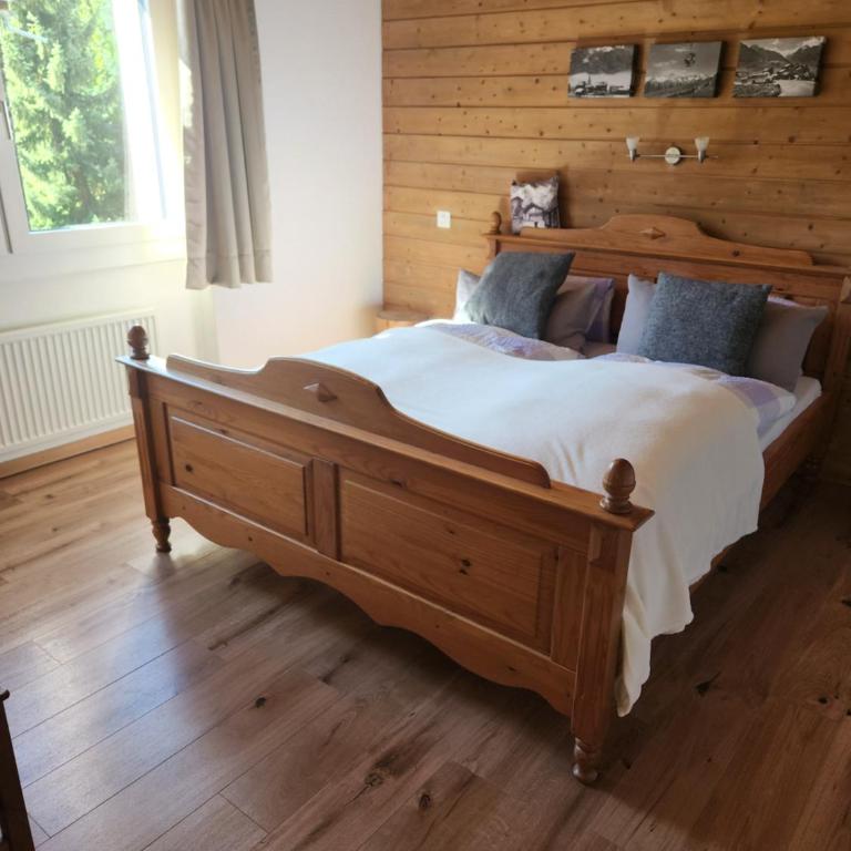 Chalet Valerie - Apartment with Mountain View - 16