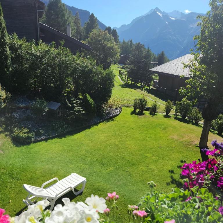 Chalet Valerie - Apartment with Mountain View - 22
