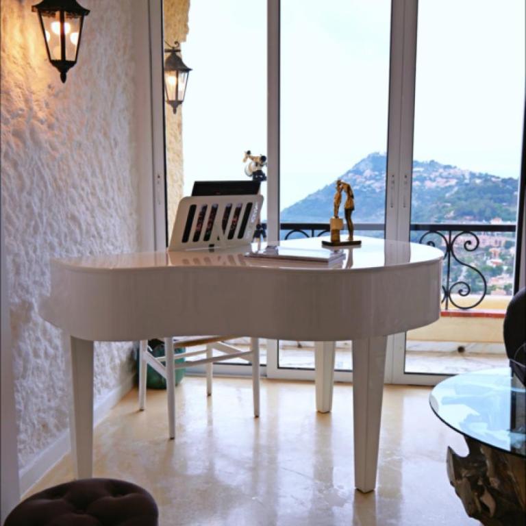 La Turbie Villa with Monaco Views, Pool & Sauna - Villa - 5