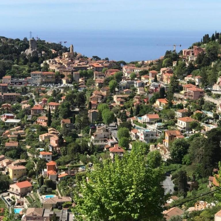 La Turbie Villa with Monaco Views, Pool & Sauna - Villa - 16