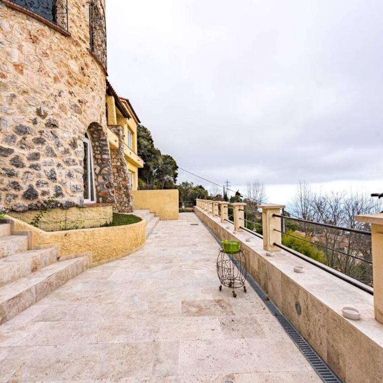 La Turbie Villa with Monaco Views, Pool & Sauna - Villa - 24