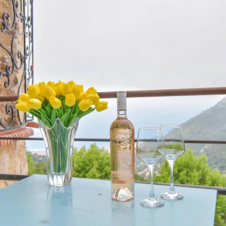 La Turbie Villa with Monaco Views, Pool & Sauna - Villa - 29