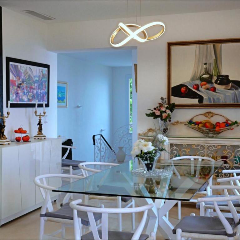 La Turbie Villa with Monaco Views, Pool & Sauna - Villa - 59